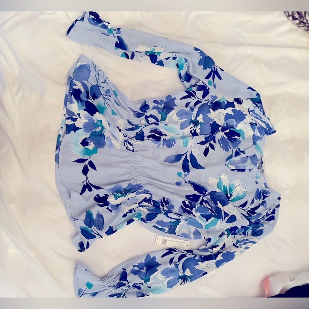 Beautiful blue flowy top